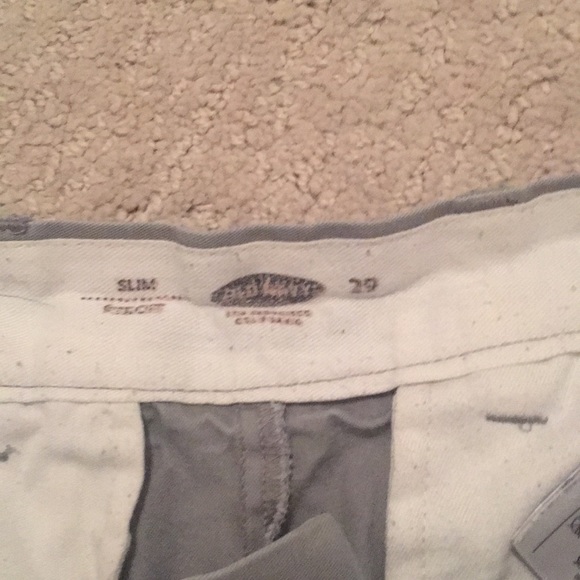 Light Grey Old Navy Shorts - Picture 3 of 3